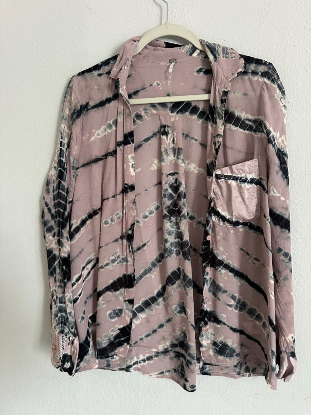 YFB Mauve Tie Dye Viscose Button Front Blouse Women's Small Boho Lightweight - Picture 2 of 7